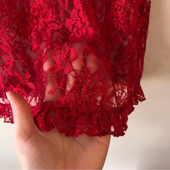LA VIE EN ROSE Red Lace Mini Dress - Picture 3 of 4